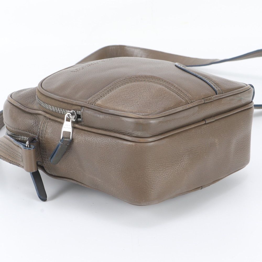 Louis Vuitton Cuir Bequia Trotteur Leather Shoulder Bag Crossbody Messenger — view 5