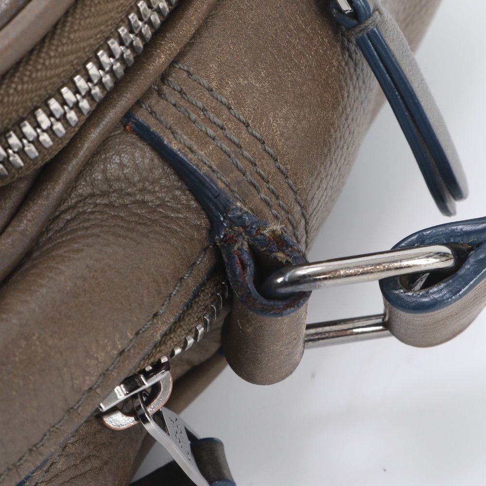 Louis Vuitton Cuir Bequia Trotteur Leather Shoulder Bag Crossbody Messenger — view 9