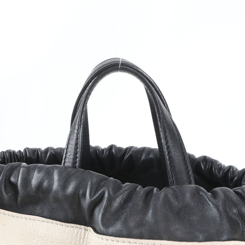Gucci Knapp Sac Drawstring 2-Way Backpack — view 2