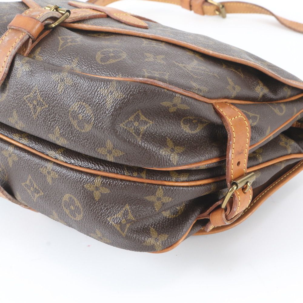 Louis Vuitton Monogram Saumur 30 Leather Shoulder Bag Crossbody Messenger — view 4