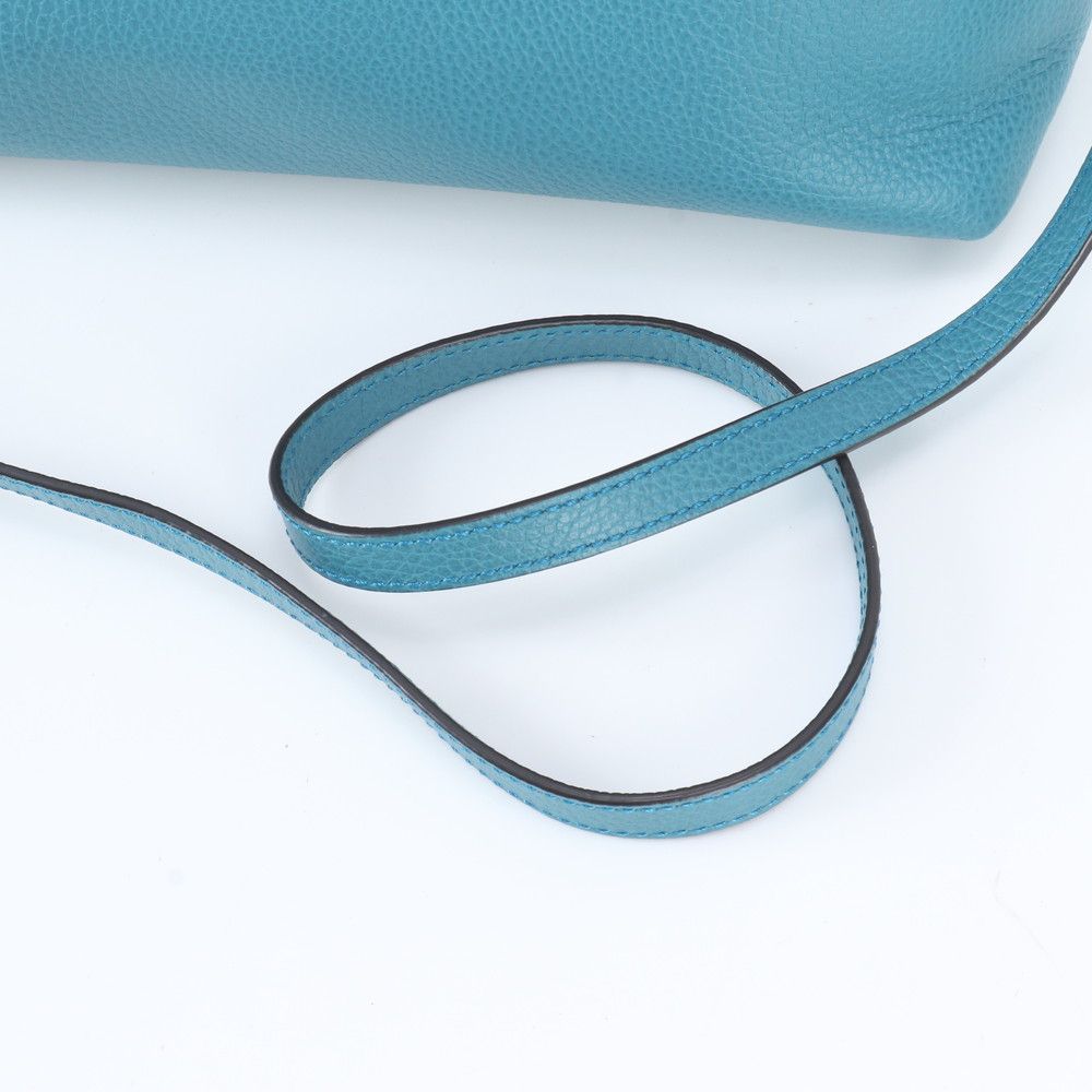 Gucci Interlocking 2-Way Shoulder Bag Crossbody Hand — view 3