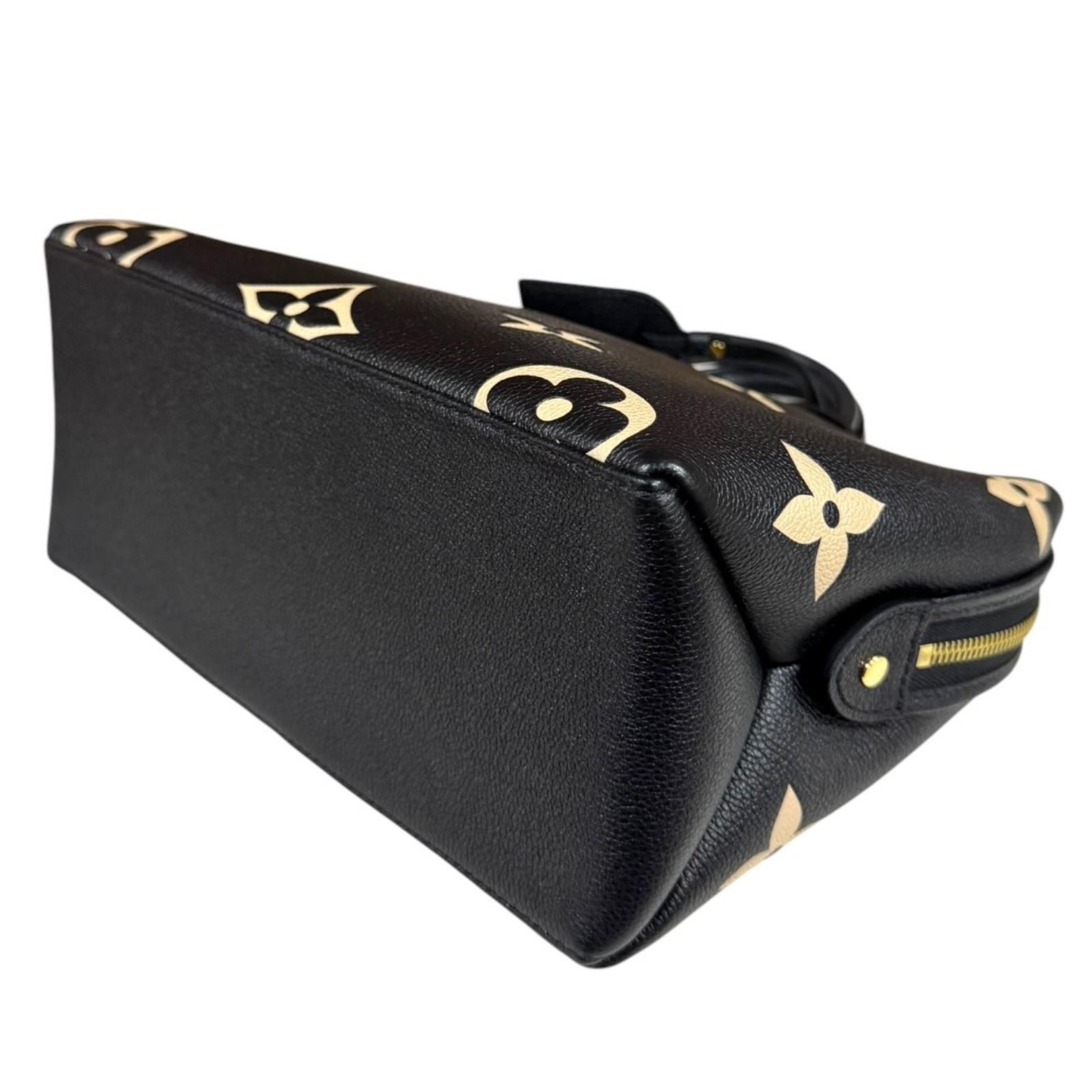 Louis Vuitton Petit Palais PM Bicolor Monogram Empreinte Shoulder Bag Black — view 6