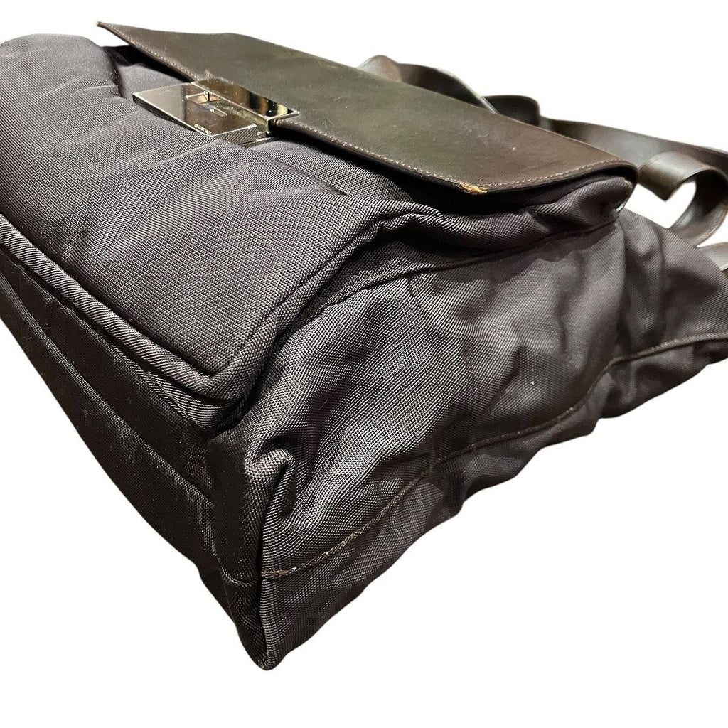 Gucci Shoulder Bag Leather — view 6