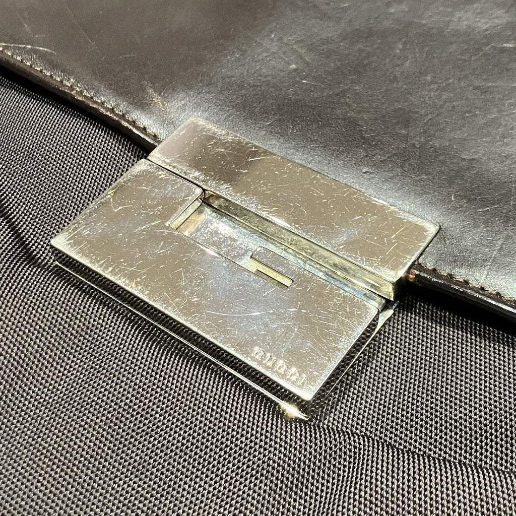 Gucci Shoulder Bag Leather — view 9