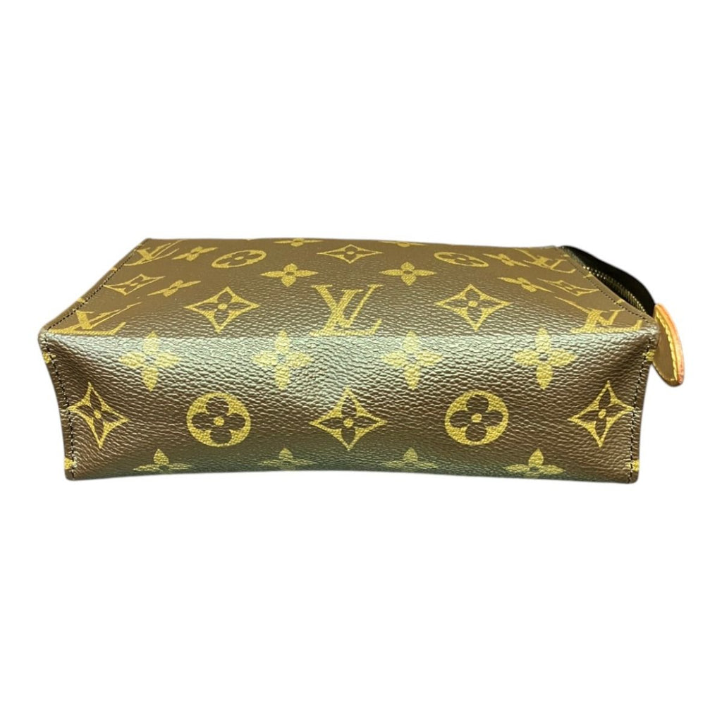 Louis Vuitton Poche Toilette 19 Monogram Clutch Canvas — view 3
