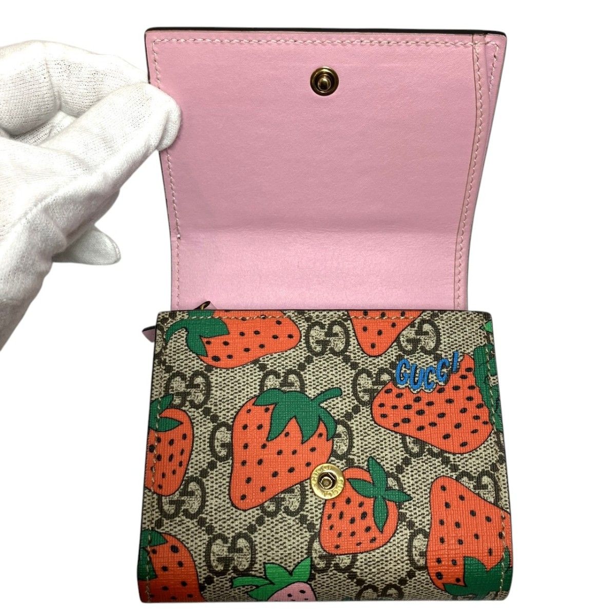 Gucci Strawberry GG Supreme Bifold Wallet Leather