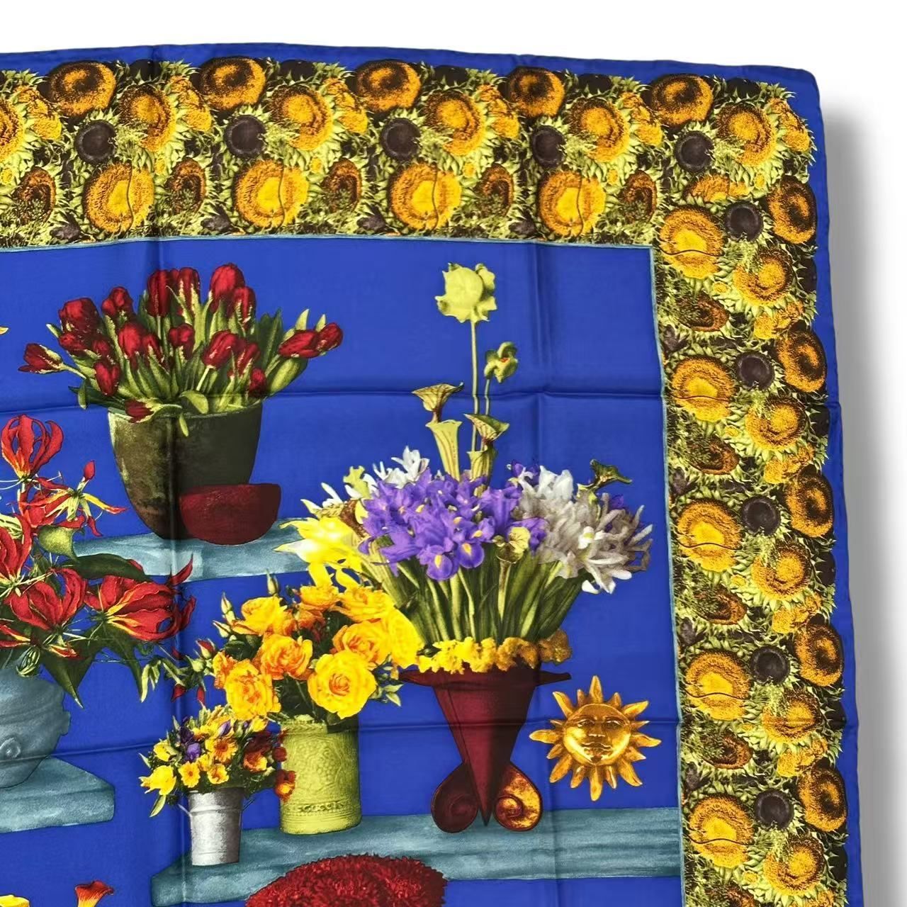 Gucci Scarf Large Silk Sunflower Vase Blue — view 5