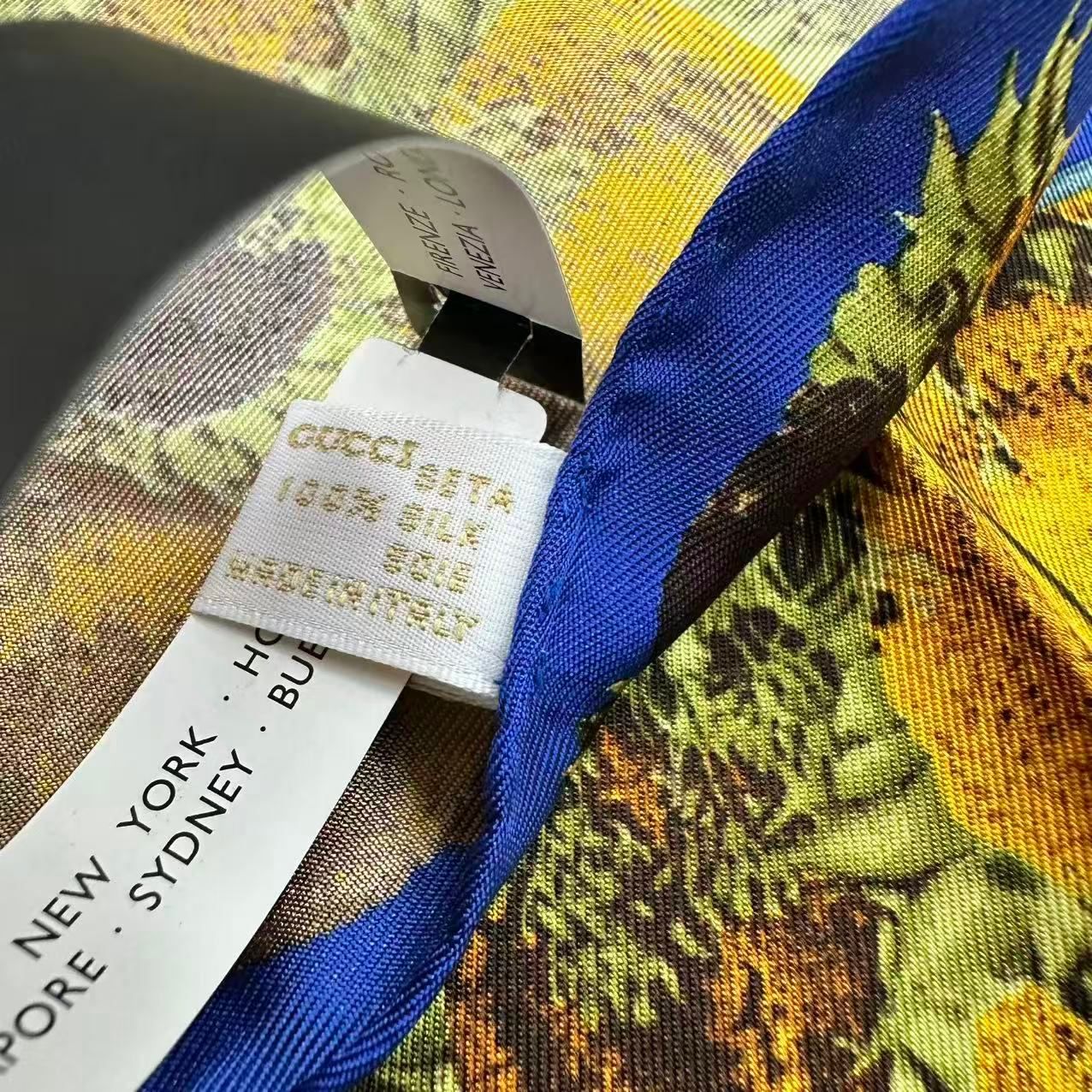 Gucci Scarf Large Silk Sunflower Vase Blue — view 9