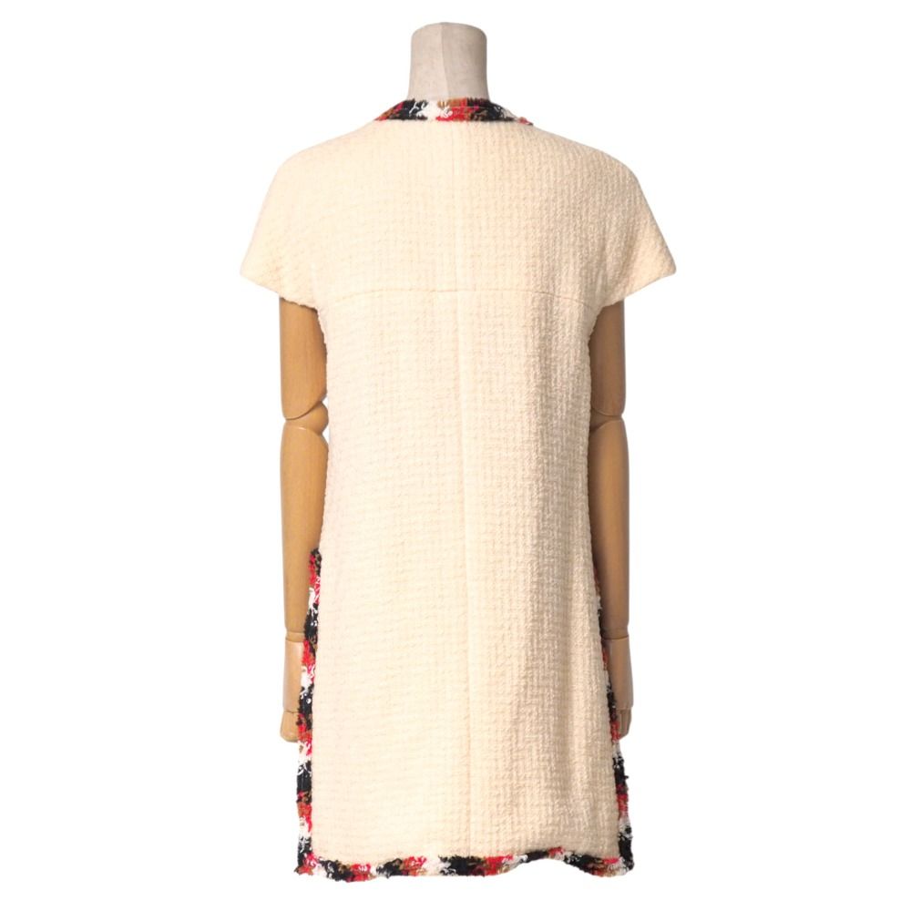 Chanel Jacket 38 CC Logo Button Blade Trim Wool — view 3