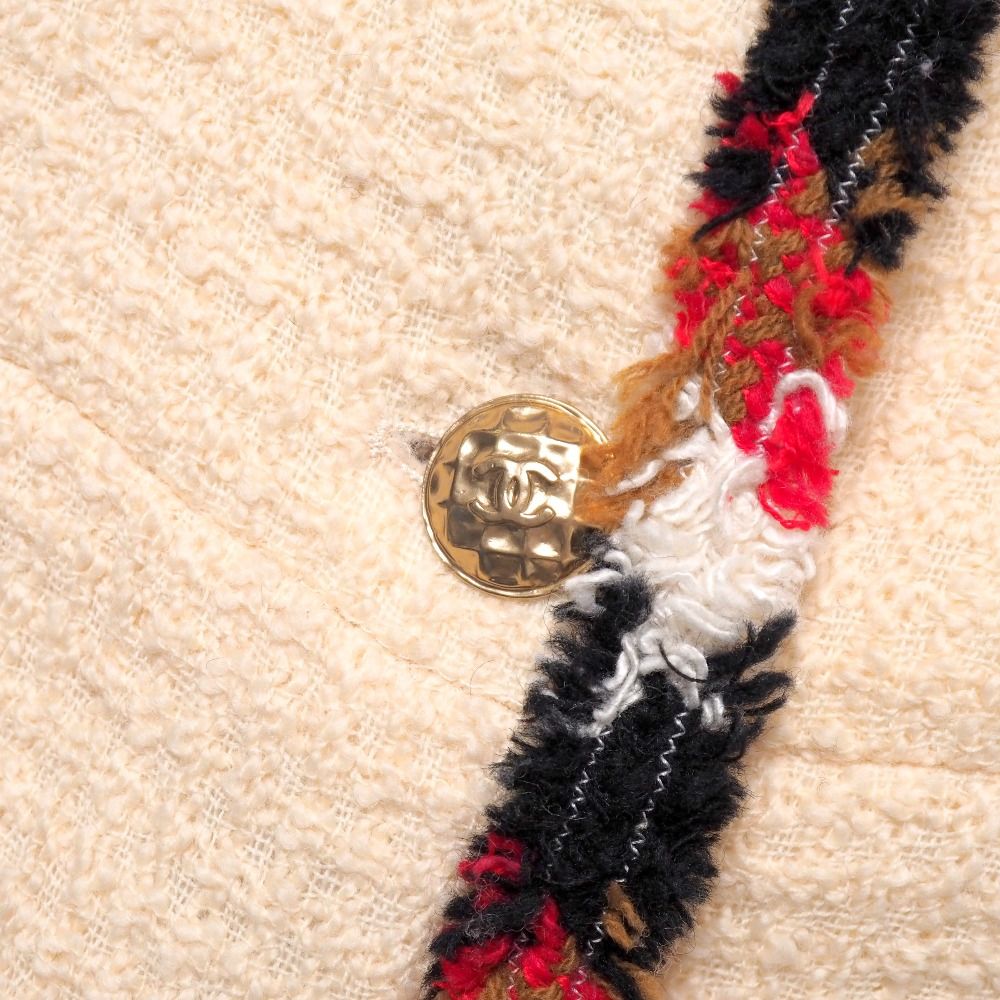Chanel Jacket 38 CC Logo Button Blade Trim Wool — view 4