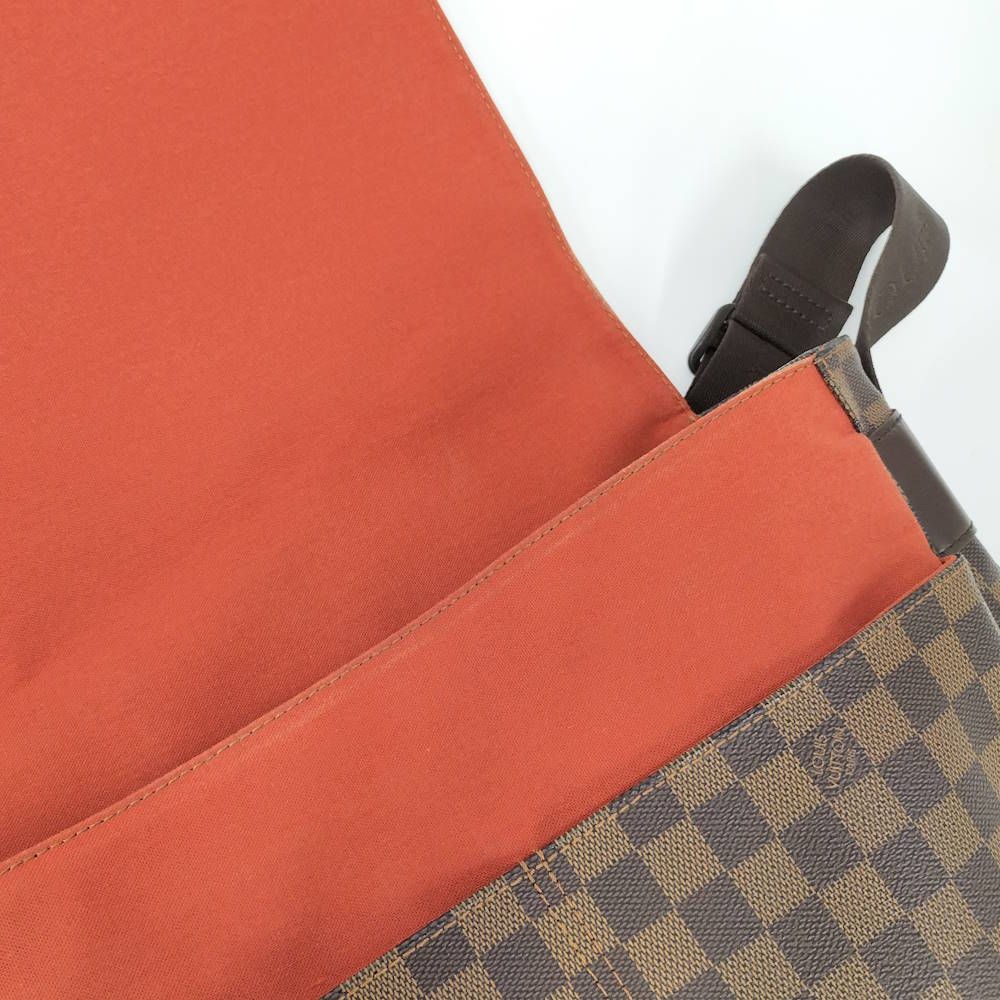 Louis Vuitton Bastille Shoulder Bag Damier