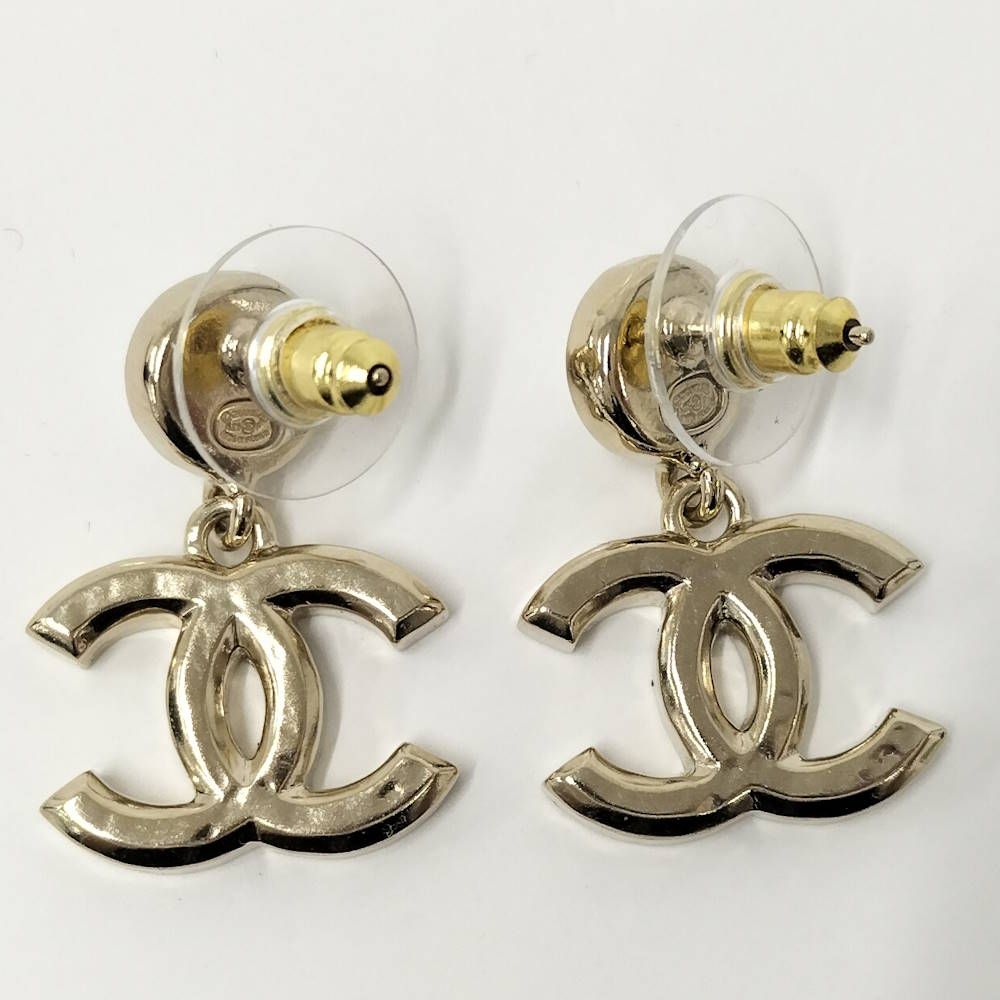 Chanel Swing Earrings CC Mark Faux Pearl Plated Gold Pink — view 2