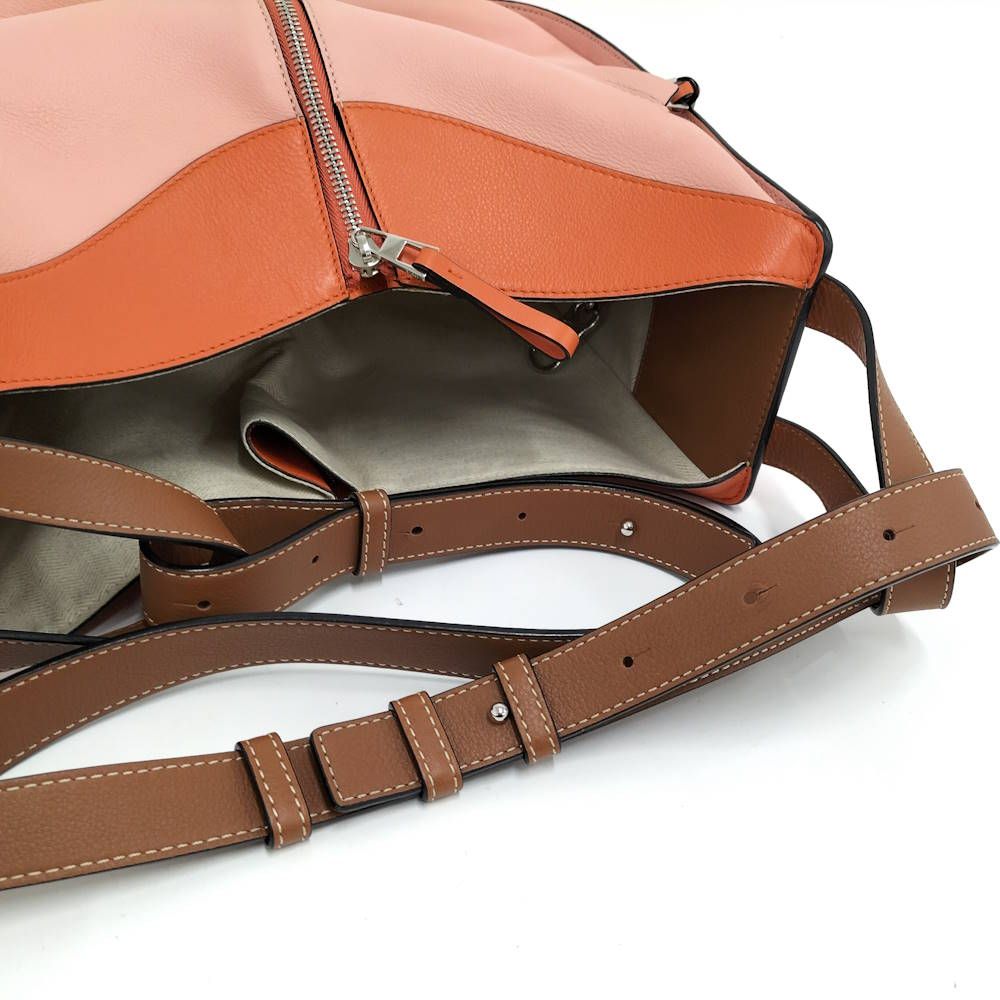 Loewe Shoulder Bag Hammock Small Leather Pink Orange — view 4