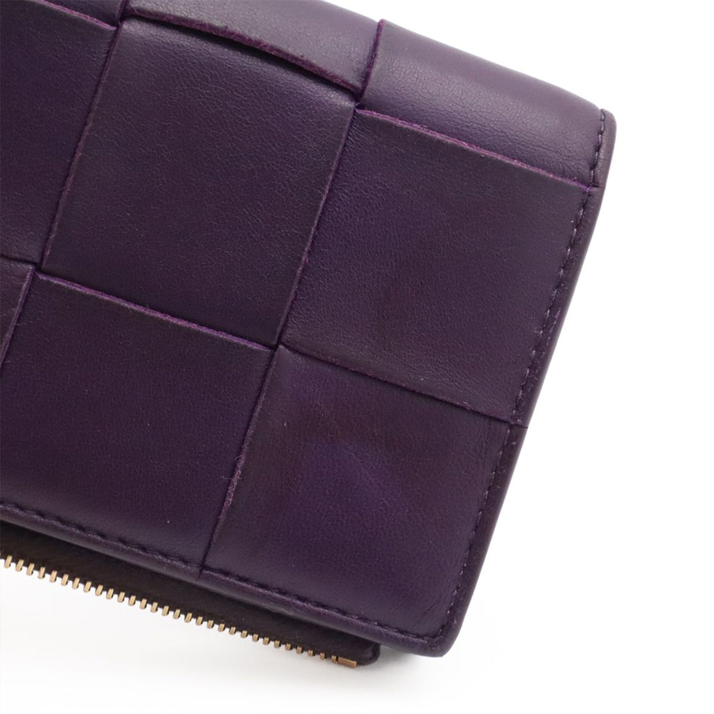 Bottega Veneta Cassette Maxi Intrecciato Bifold Wallet Leather Purple — view 8