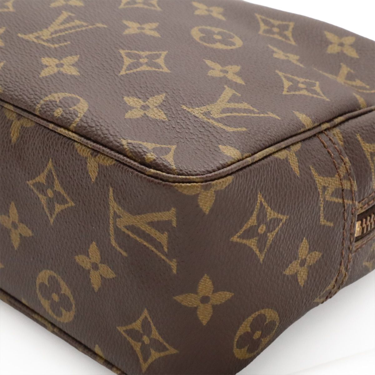 Louis Vuitton Monogram Trousse Toilet 28 Clutch Makeup Pouch Travel Multi — view 3