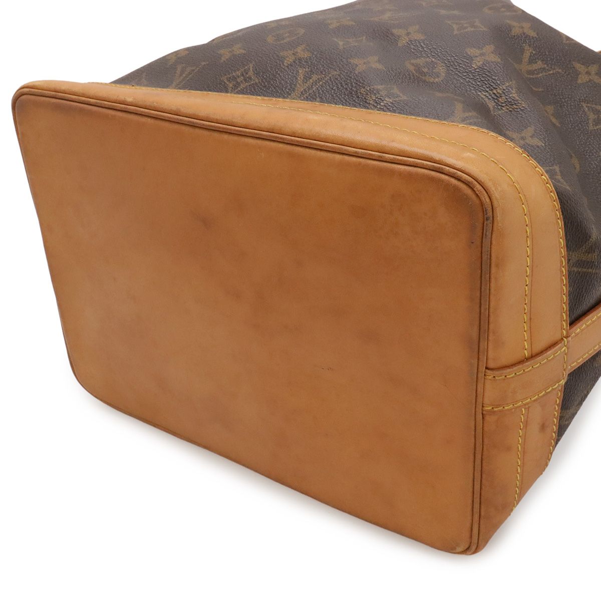 Louis Vuitton Monogram Noe Shoulder Bag Semi Drawstring — view 3