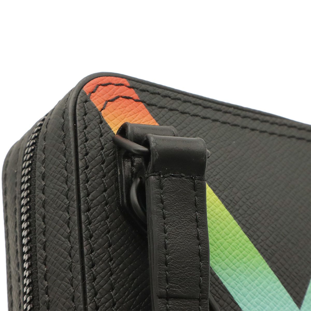 Louis Vuitton Taiga Rainbow Danube Messenger Shoulder Bag Pochette Crossbody — view 6