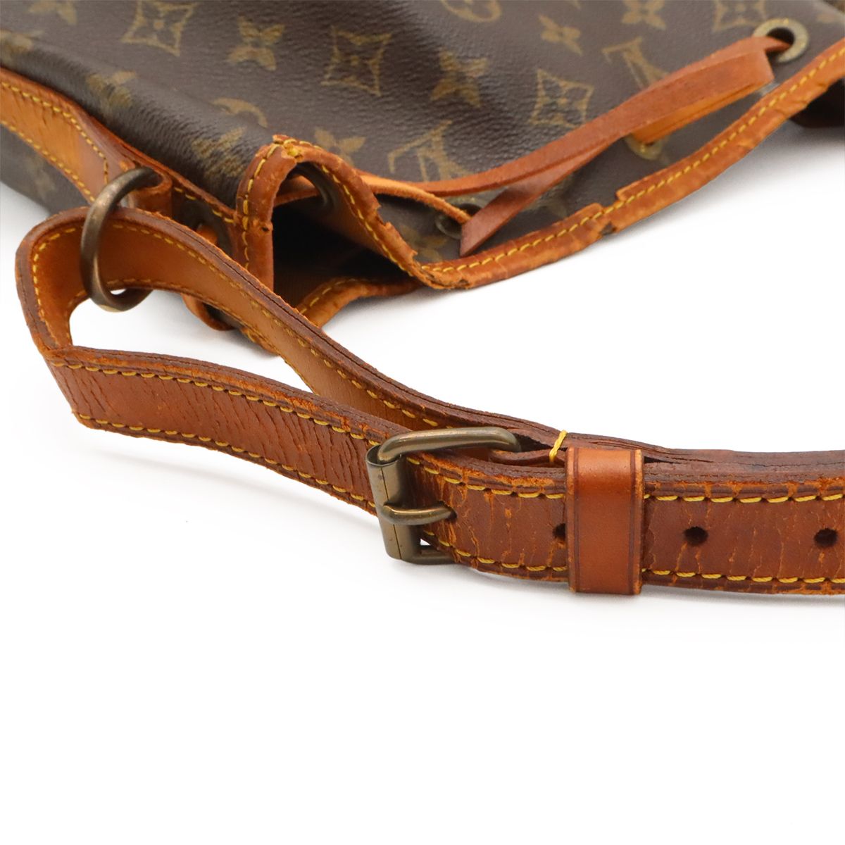 Louis Vuitton Monogram Petit Noe Shoulder Bag Semi Drawstring — view 8