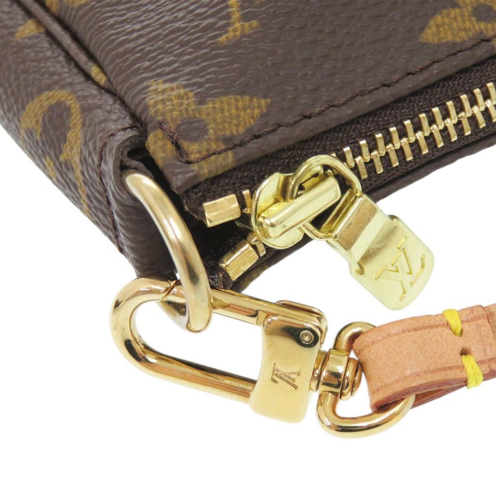 Louis Vuitton Pochette Monogram Pouch — view 6