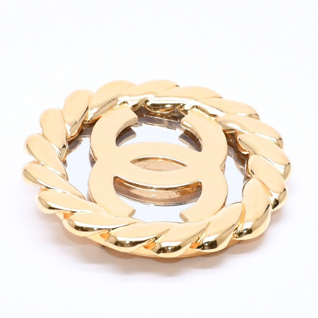 Chanel CC Logo Vintage Rope Edge Brooch 2 Gold Plated — view 5