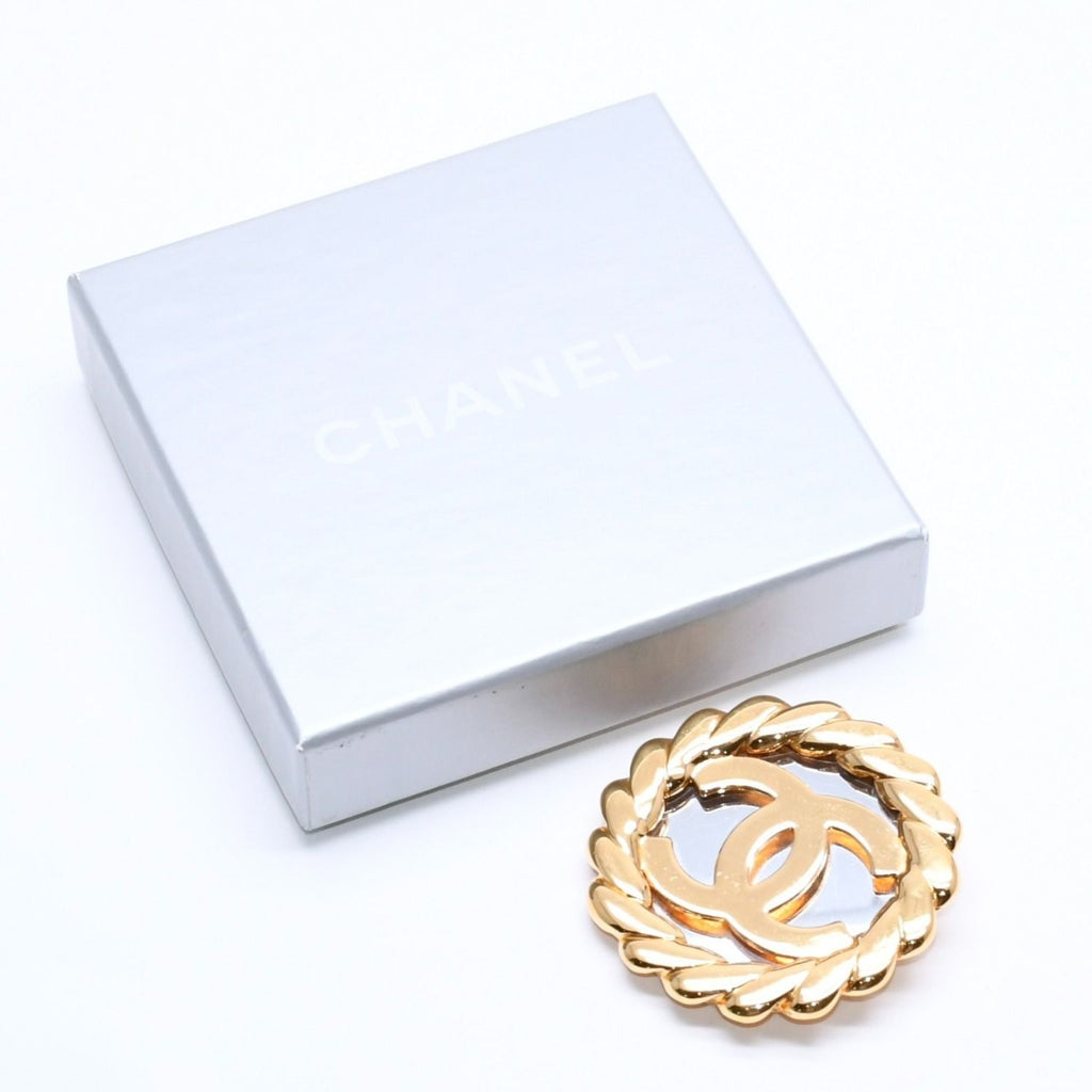 Chanel CC Logo Vintage Rope Edge Brooch 2 Gold Plated