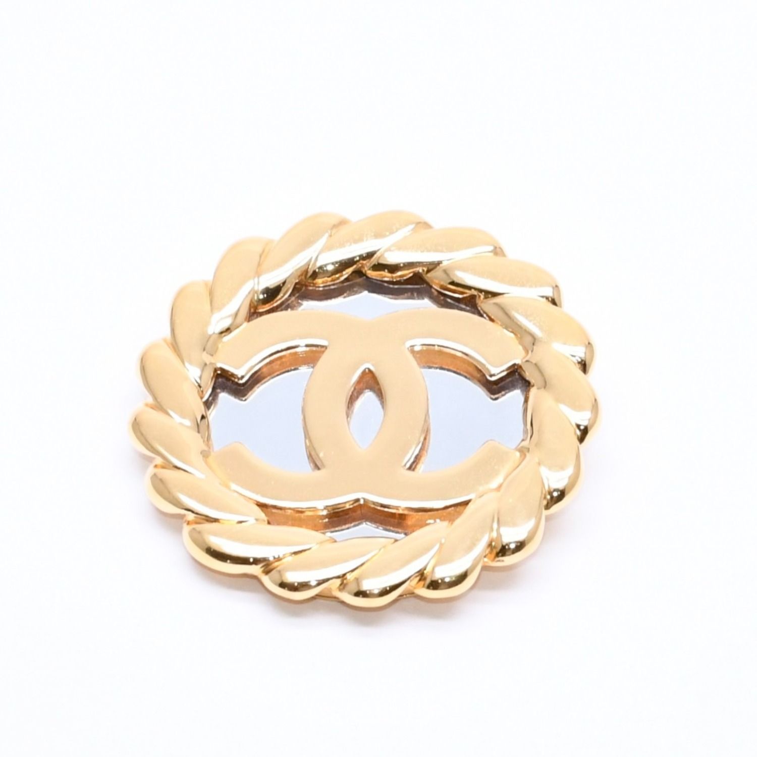 Chanel CC Logo Vintage Rope Edge Brooch 2 Gold Plated — view 2