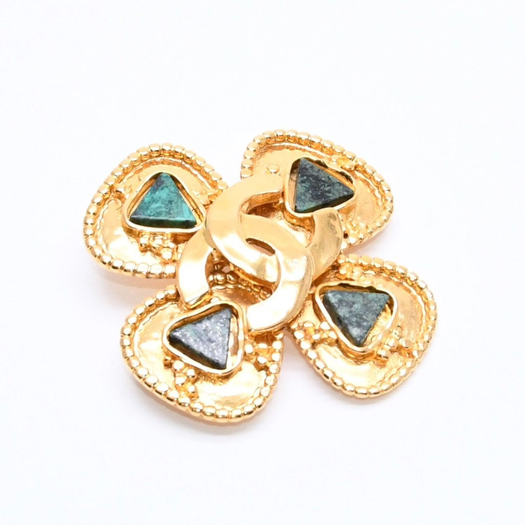 Chanel CC Logo Gripoix Brooch Clover Shape Color Stone Gold Green Metal Plated — view 4