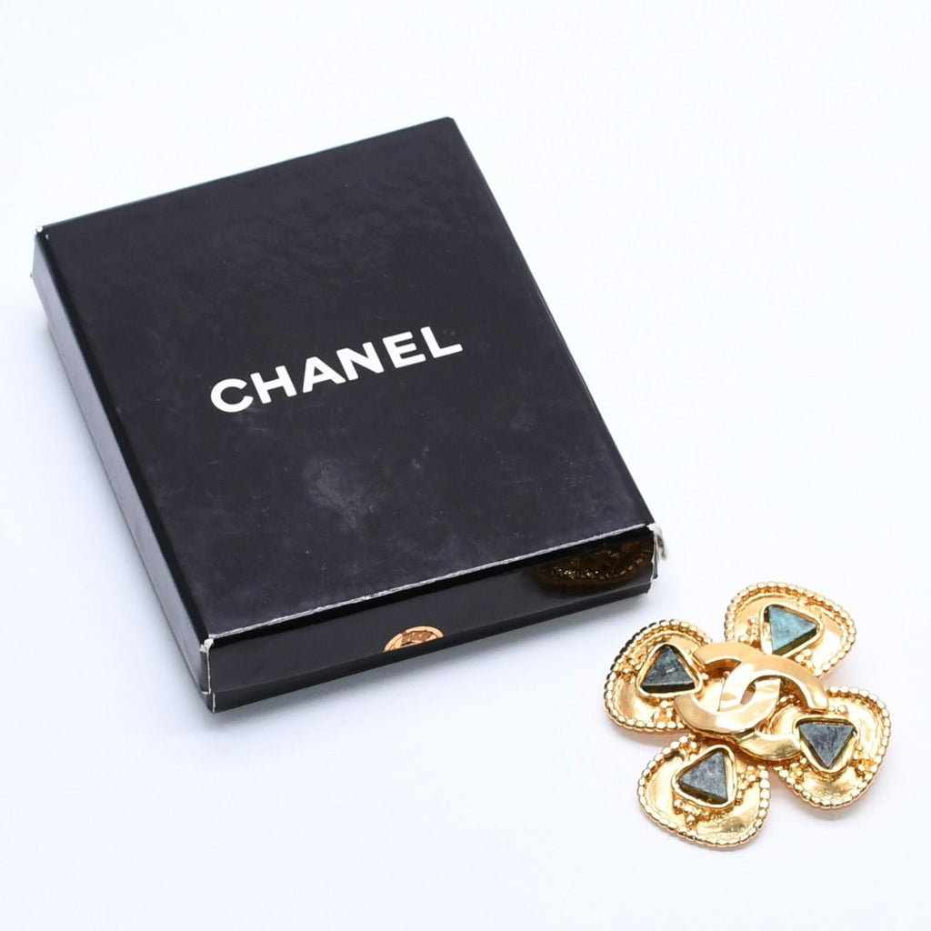 Chanel CC Logo Gripoix Brooch Clover Shape Color Stone Gold Green Metal Plated