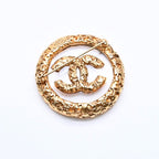 Chanel CC Logo Brooch 93 Metal Gold Glass Vintage — view 7