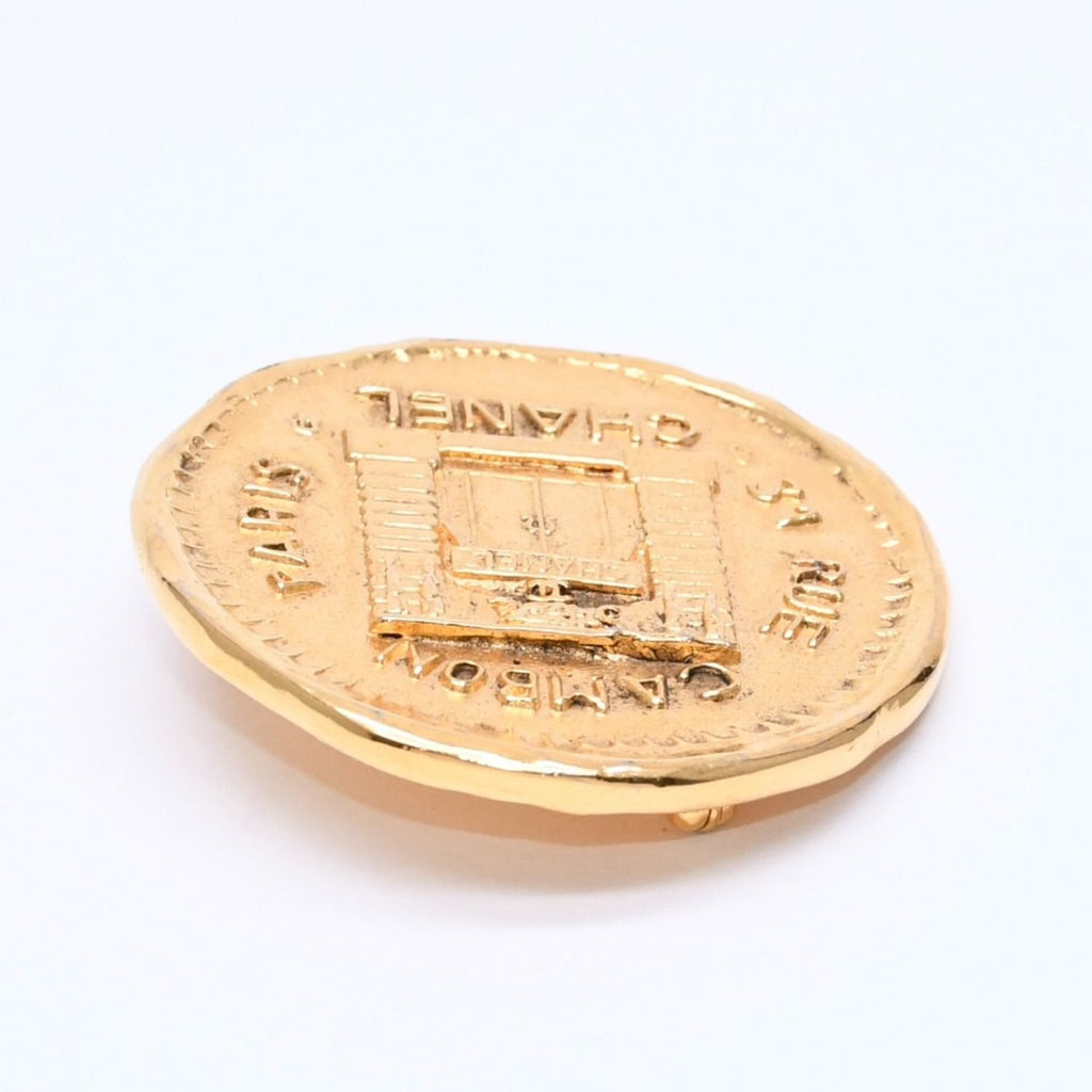 Chanel CC Logo Brooch Metal Cambon Coin Round Gold — view 6