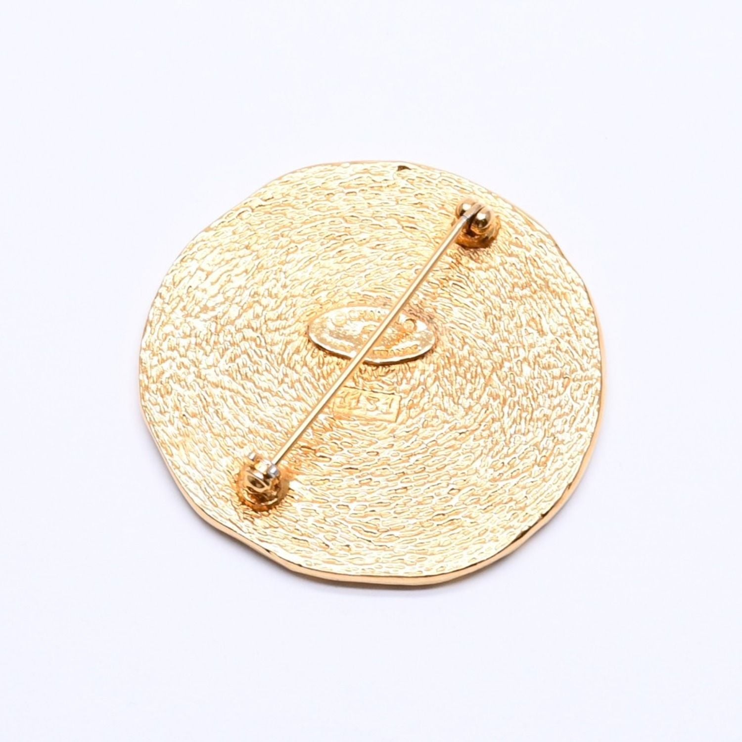 Chanel CC Logo Brooch Metal Cambon Coin Round Gold — view 7