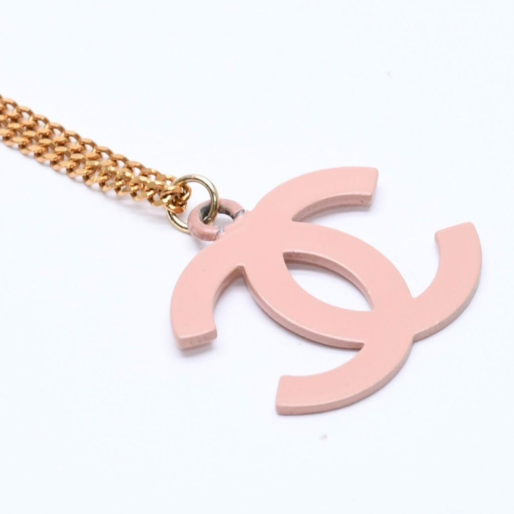 Chanel Necklace CC Logo 03 Gold Pink — view 3