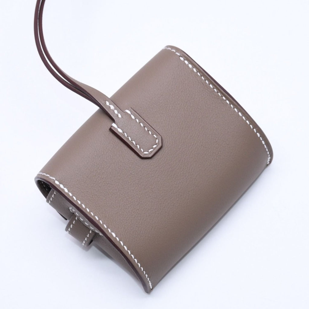 Hermes Kelly Festival Swift Etoupe Charm — view 5