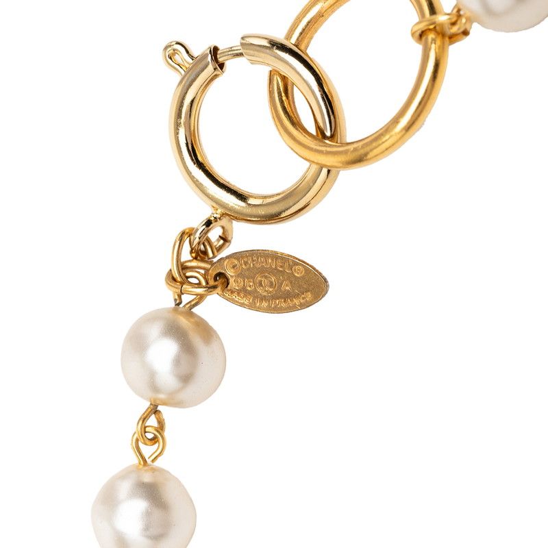 Chanel Vintage Necklace Gold Plated Faux Pearl