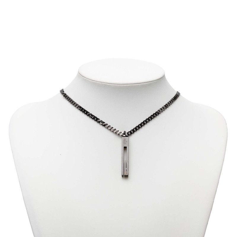 Gucci Cutout Necklace Silver
