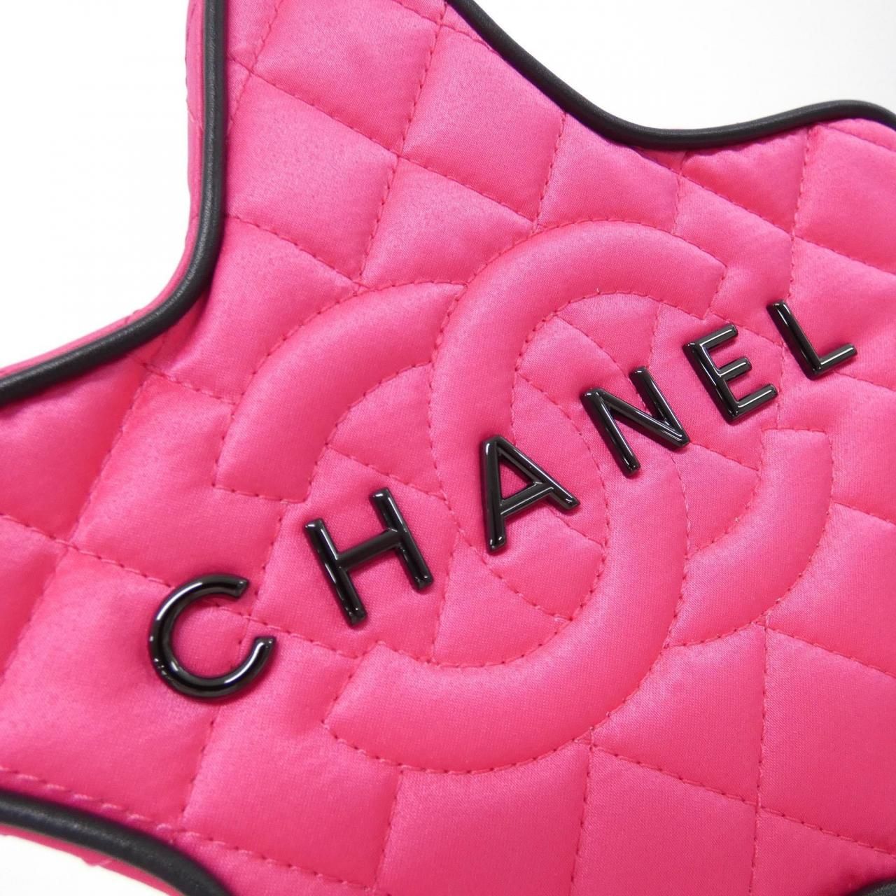 Chanel Shoulder Bag Pink
