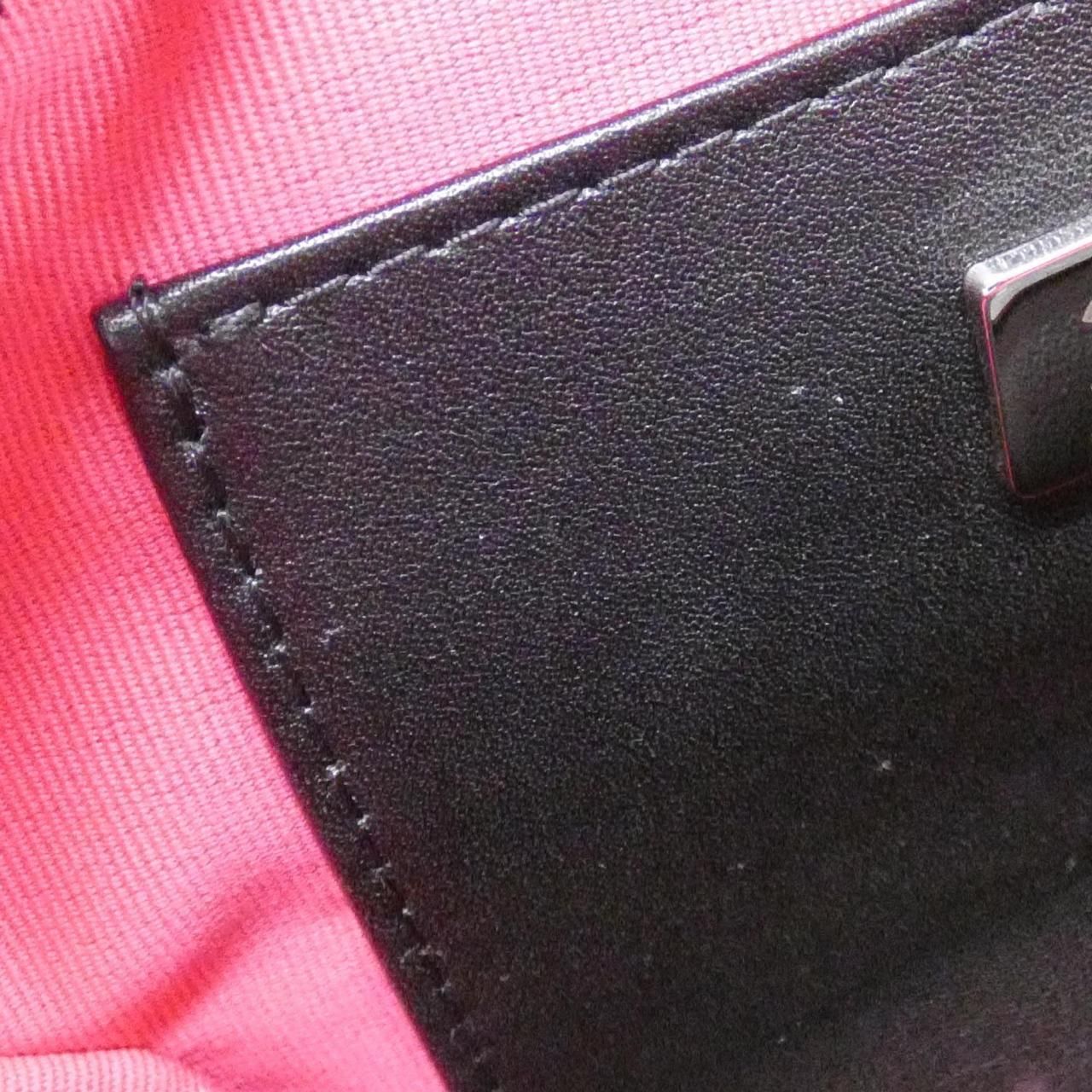 Chanel Shoulder Bag Pink