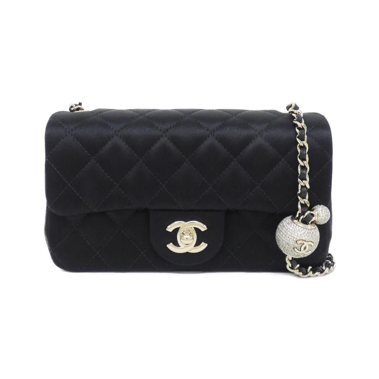 Chanel Shoulder Bag Black