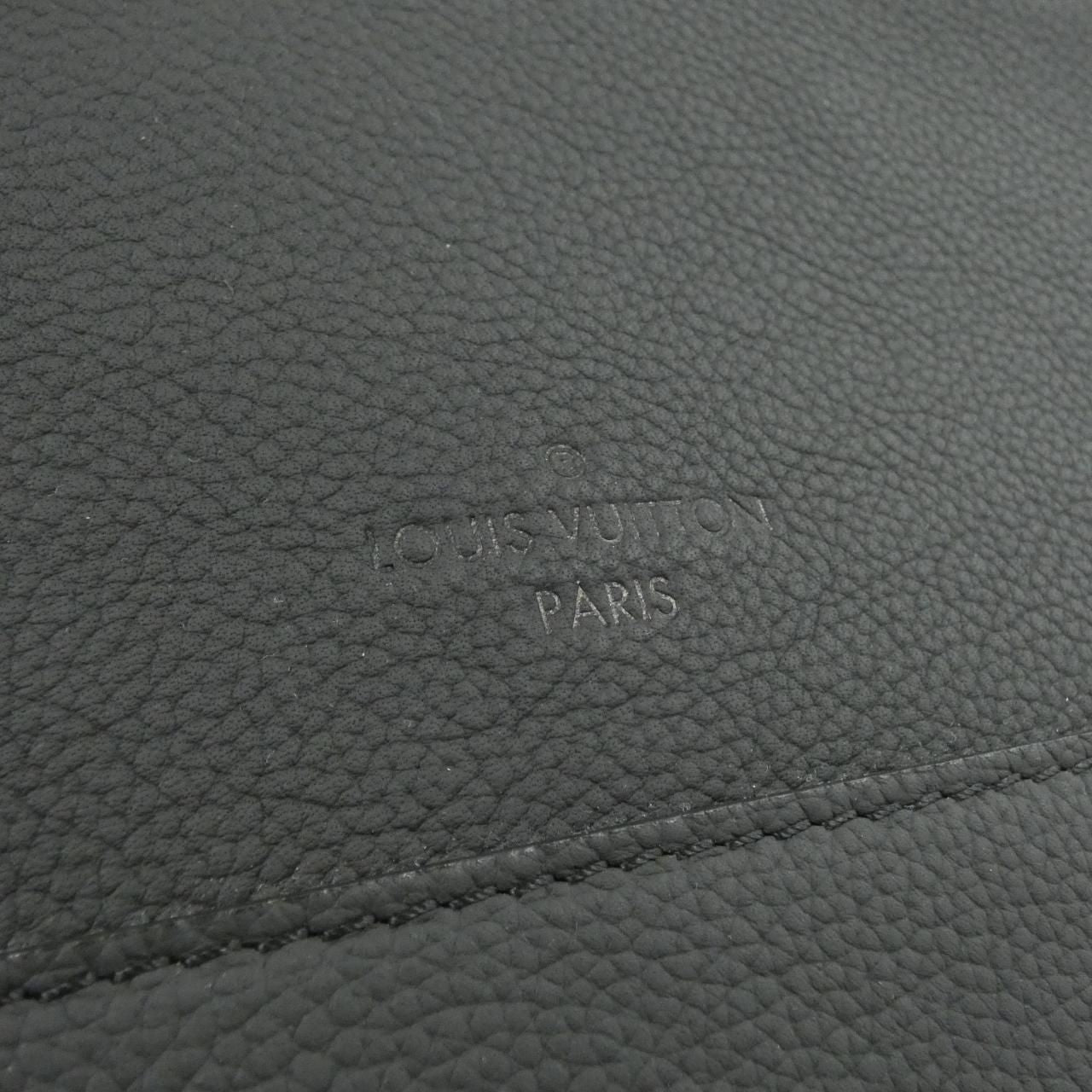 Louis Vuitton LV Aerogram Takeoff Messenger Shoulder Bag