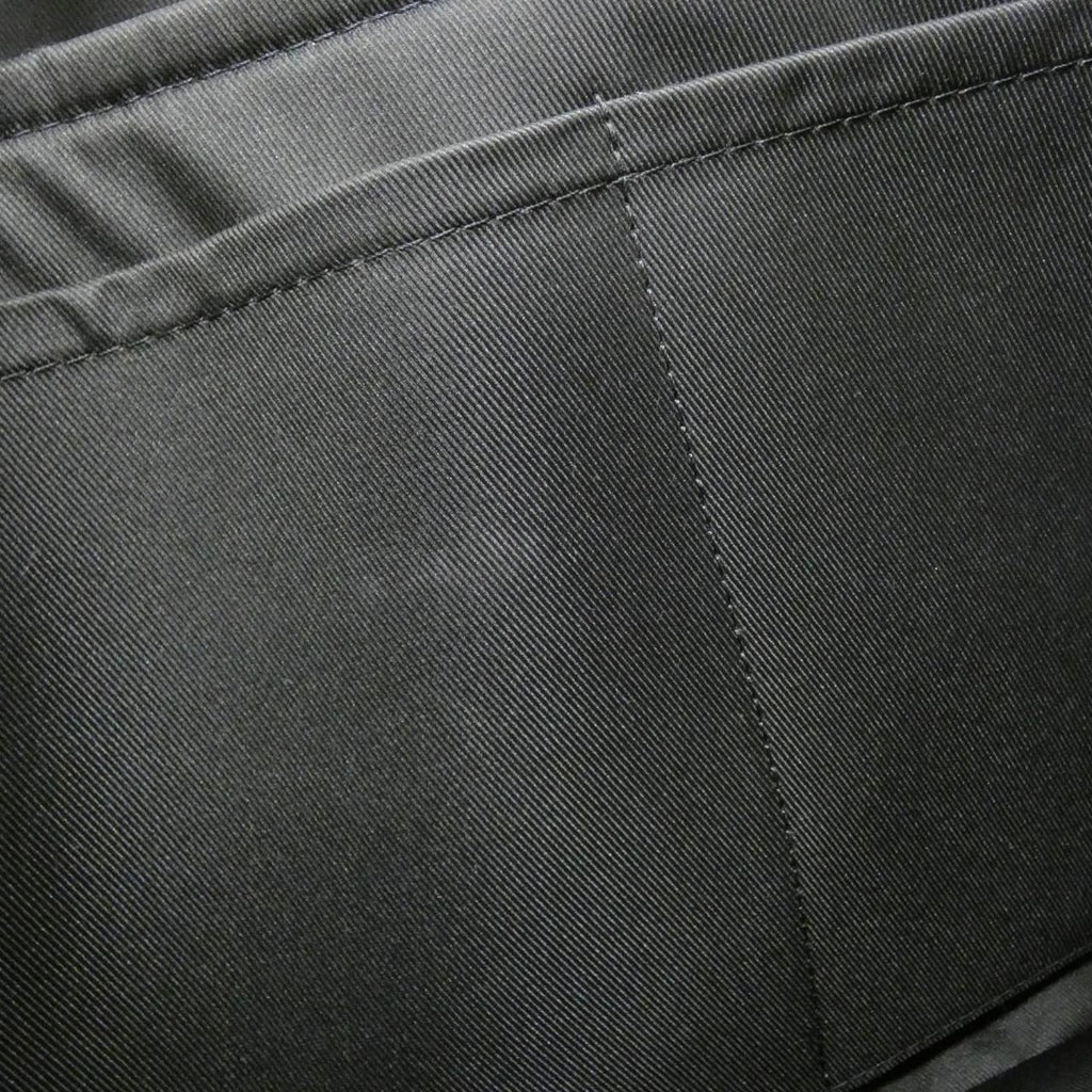 Louis Vuitton Taiga Porte Document Voyage