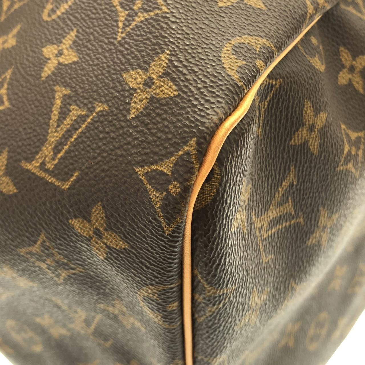Louis Vuitton Monogram Keepall 55 Boston Bag
