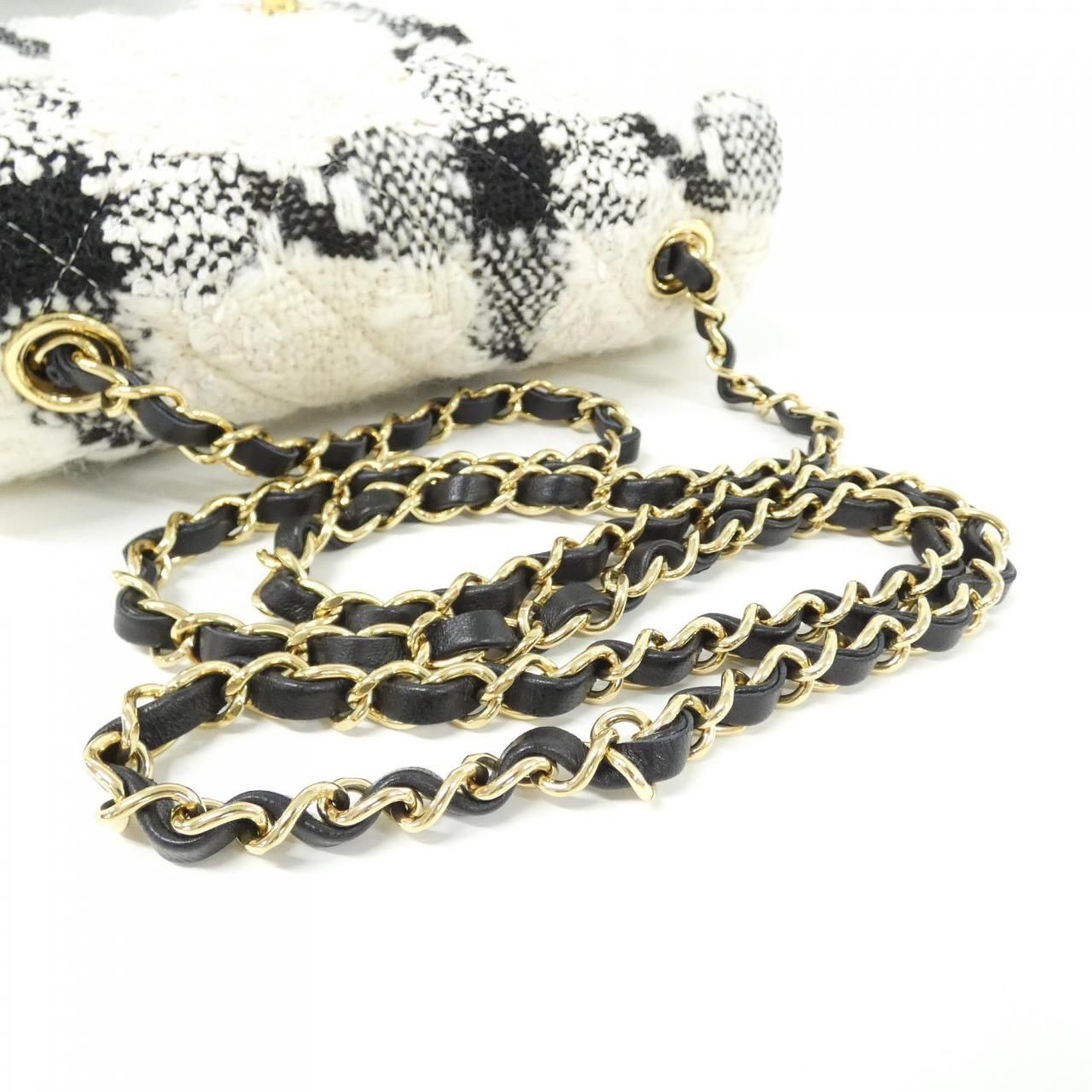 Chanel Shoulder Bag Ivory