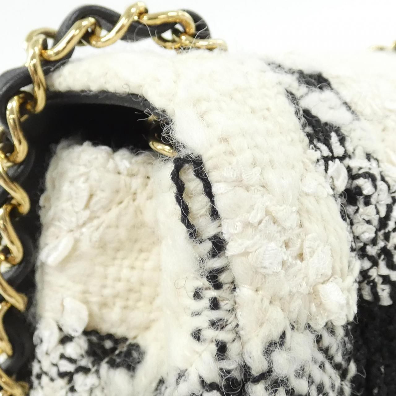Chanel Shoulder Bag Ivory