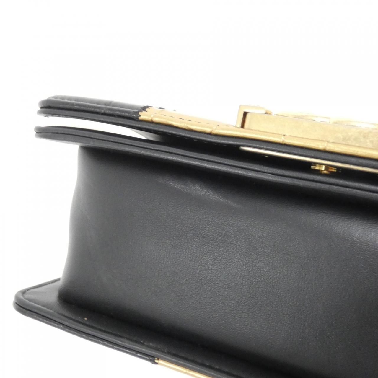 Chanel Boy Line Shoulder Bag
