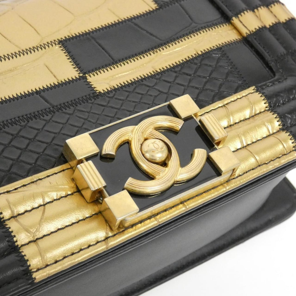 Chanel Boy Line Shoulder Bag