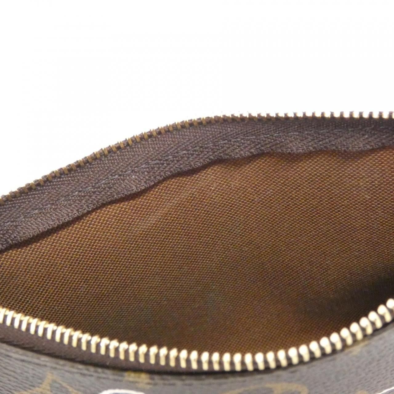 Louis Vuitton Monogram Mini Pochette Pouch