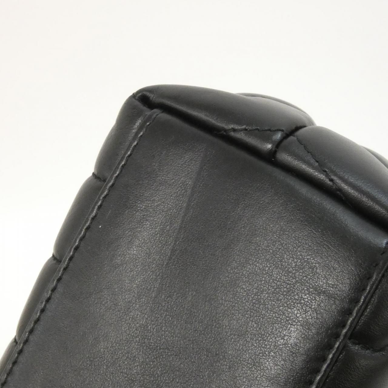 Saint Laurent Loulou Shoulder Bag