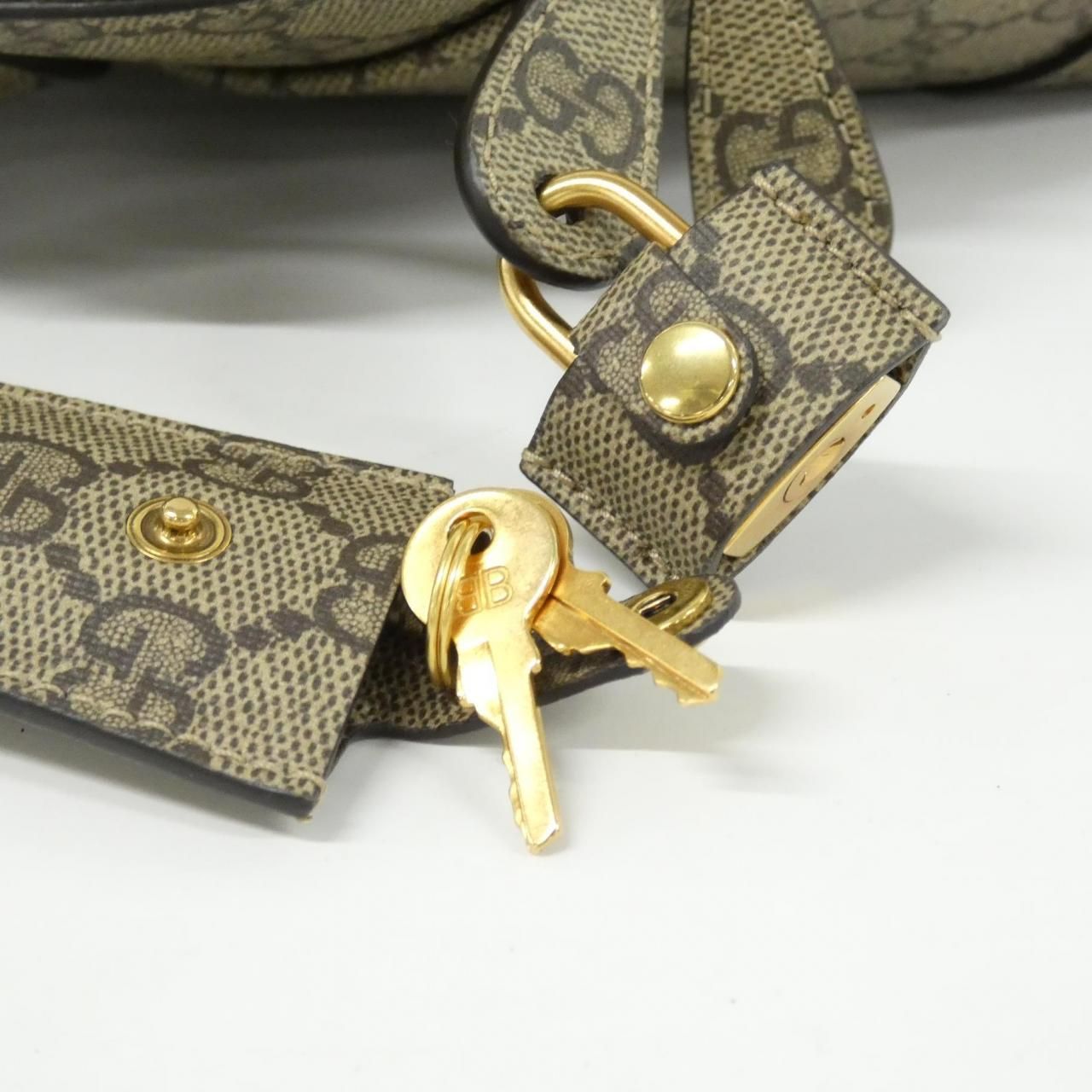 Gucci Uqoat Bag Handbag Beige
