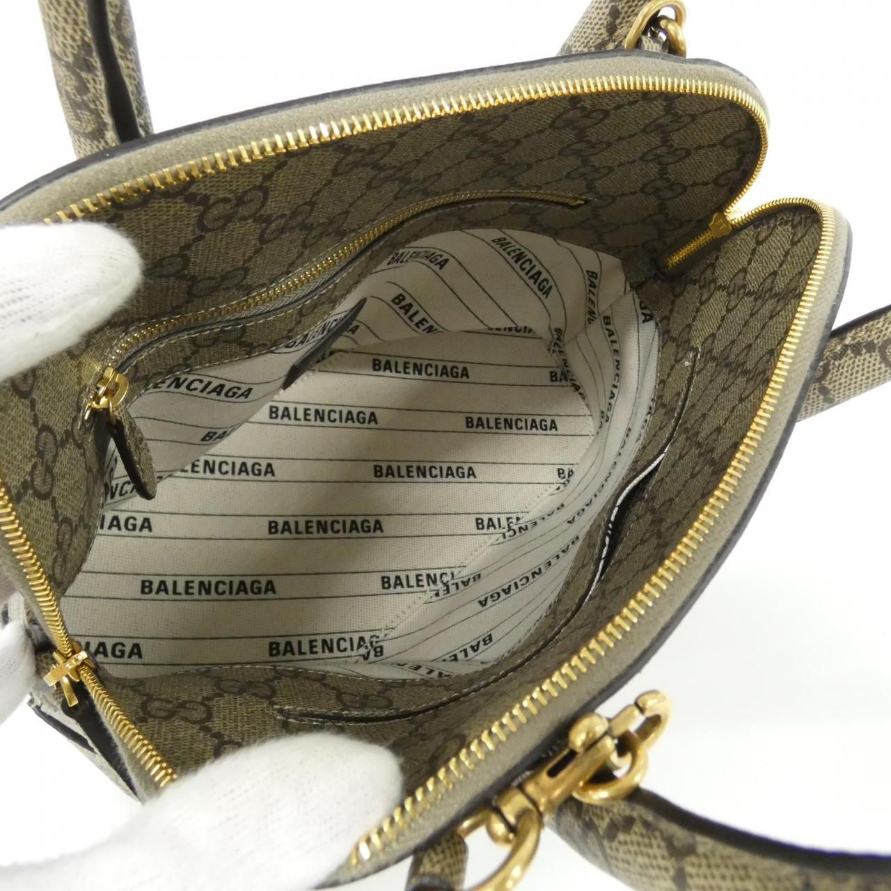 Gucci Uqoat Bag Handbag Beige