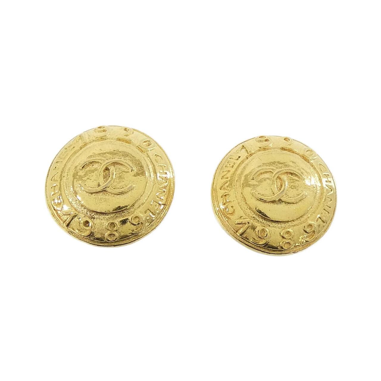 Chanel Vintage Earrings Gold